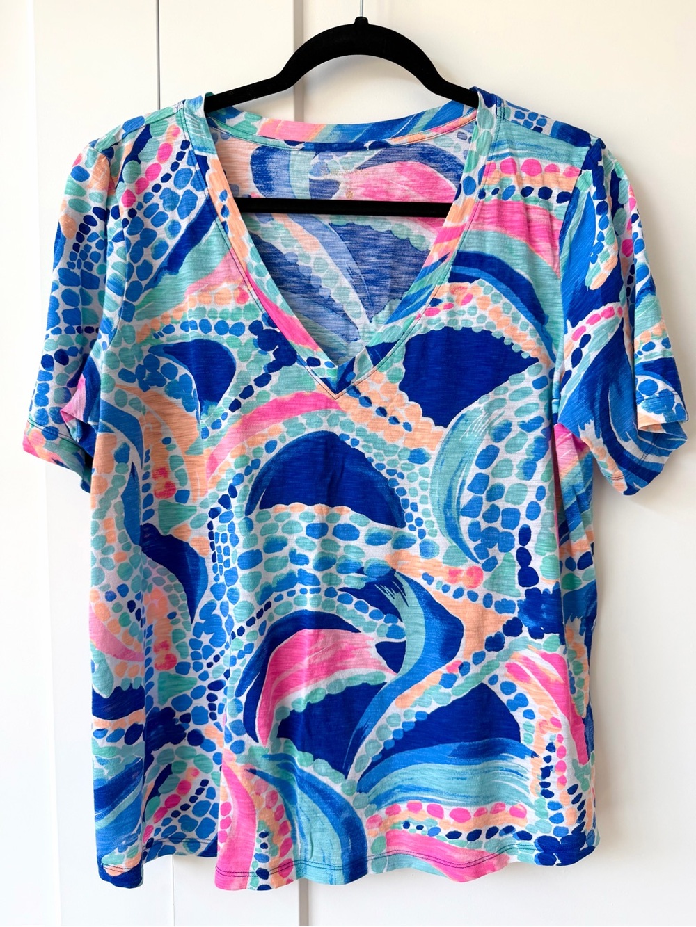 Lilly Pulitzer Ida v neck tee